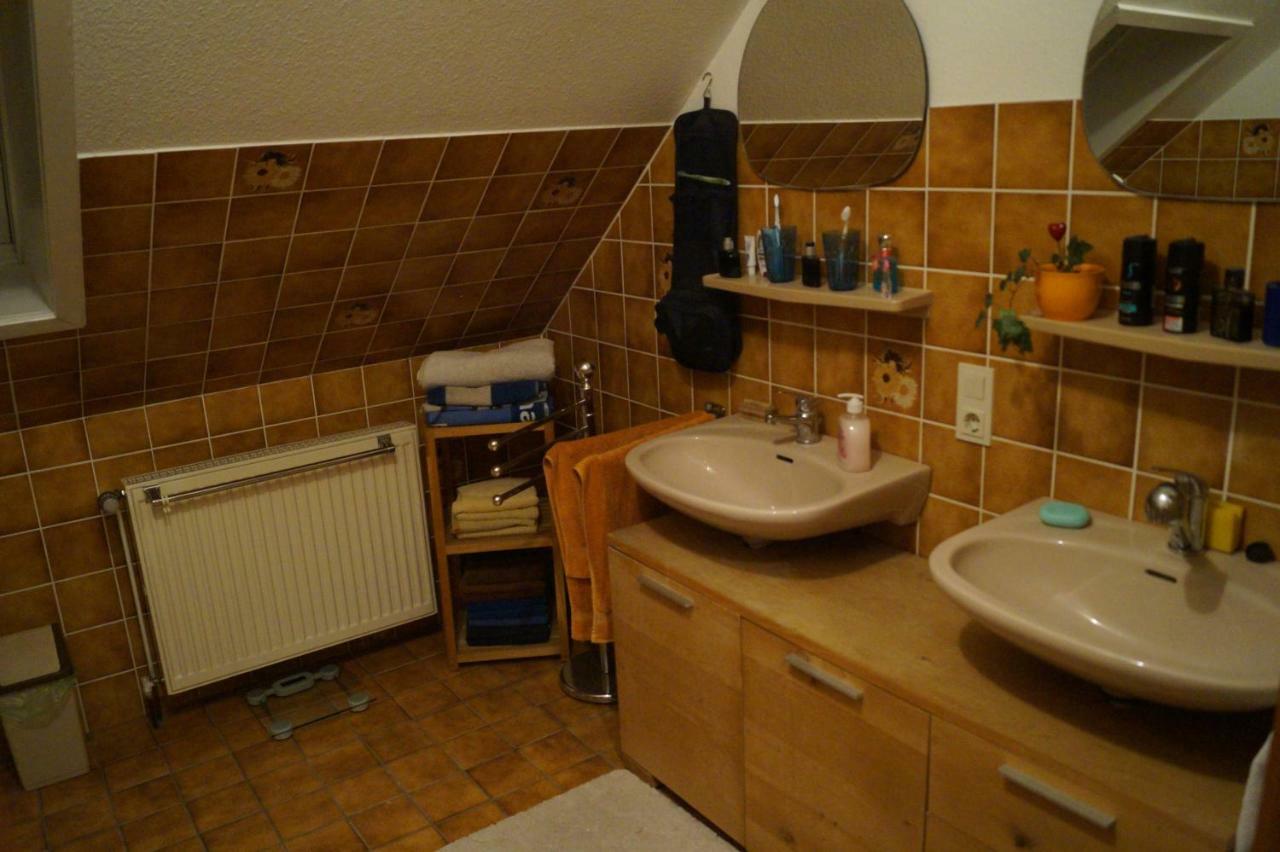 Gemütliches Zimmer zentral in der Lüneburger Heide Schneverdingen Exterior foto